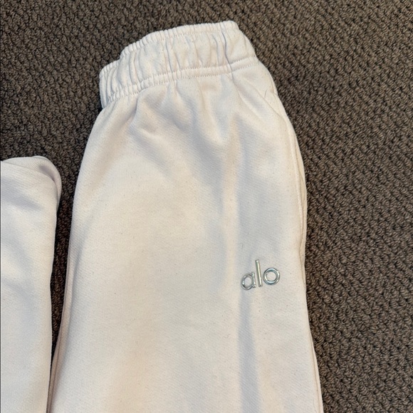 Alo White Hoodie and Sweatpants Set - Picture 3 of 3